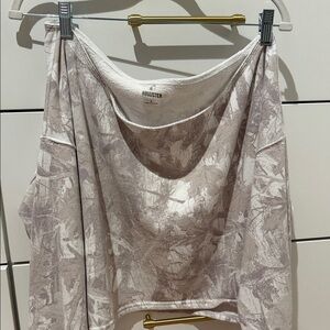 Hollister Cream Graphic Tank Top